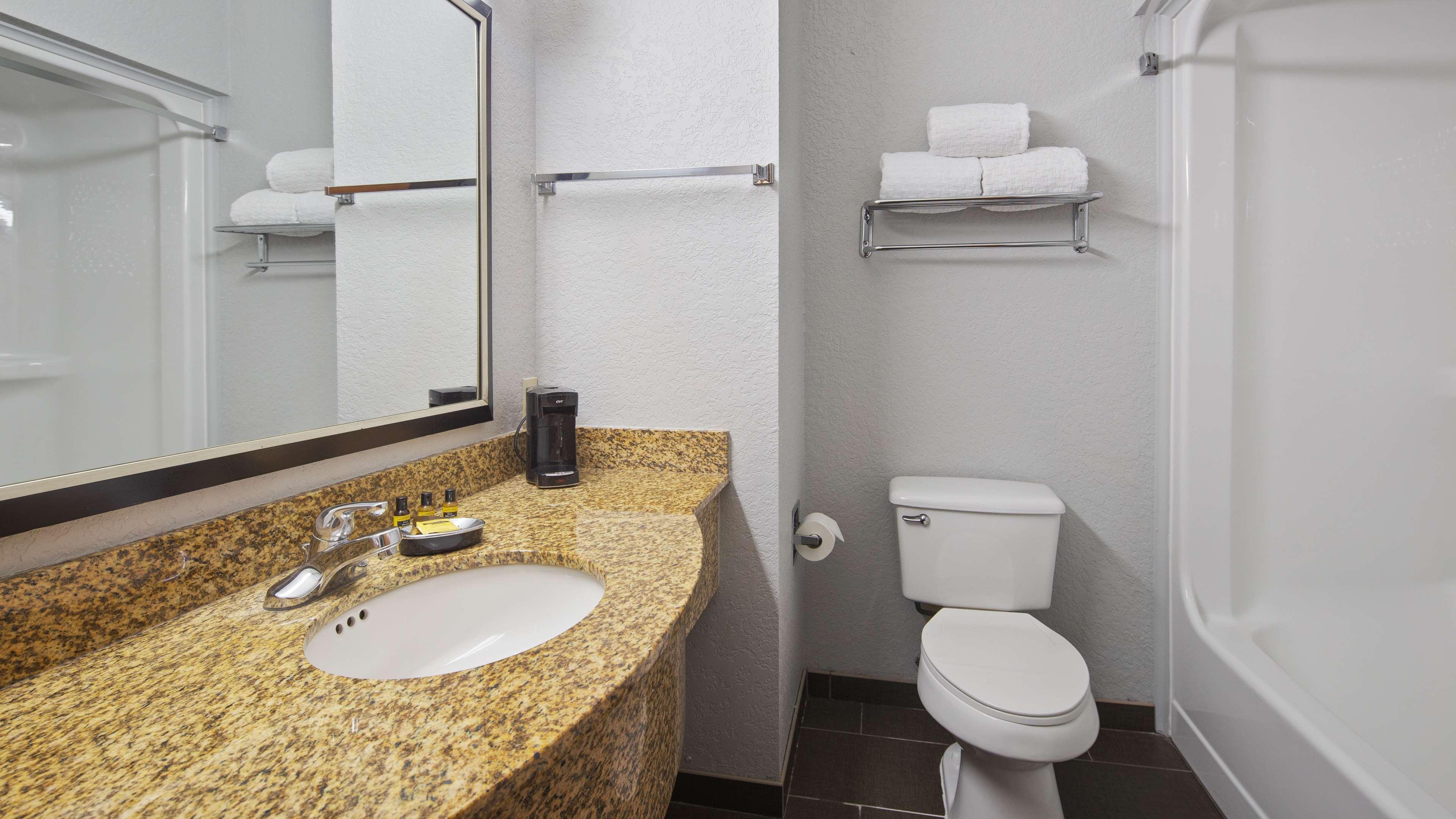 Best Western Plus Fredericksburg Bagian luar foto