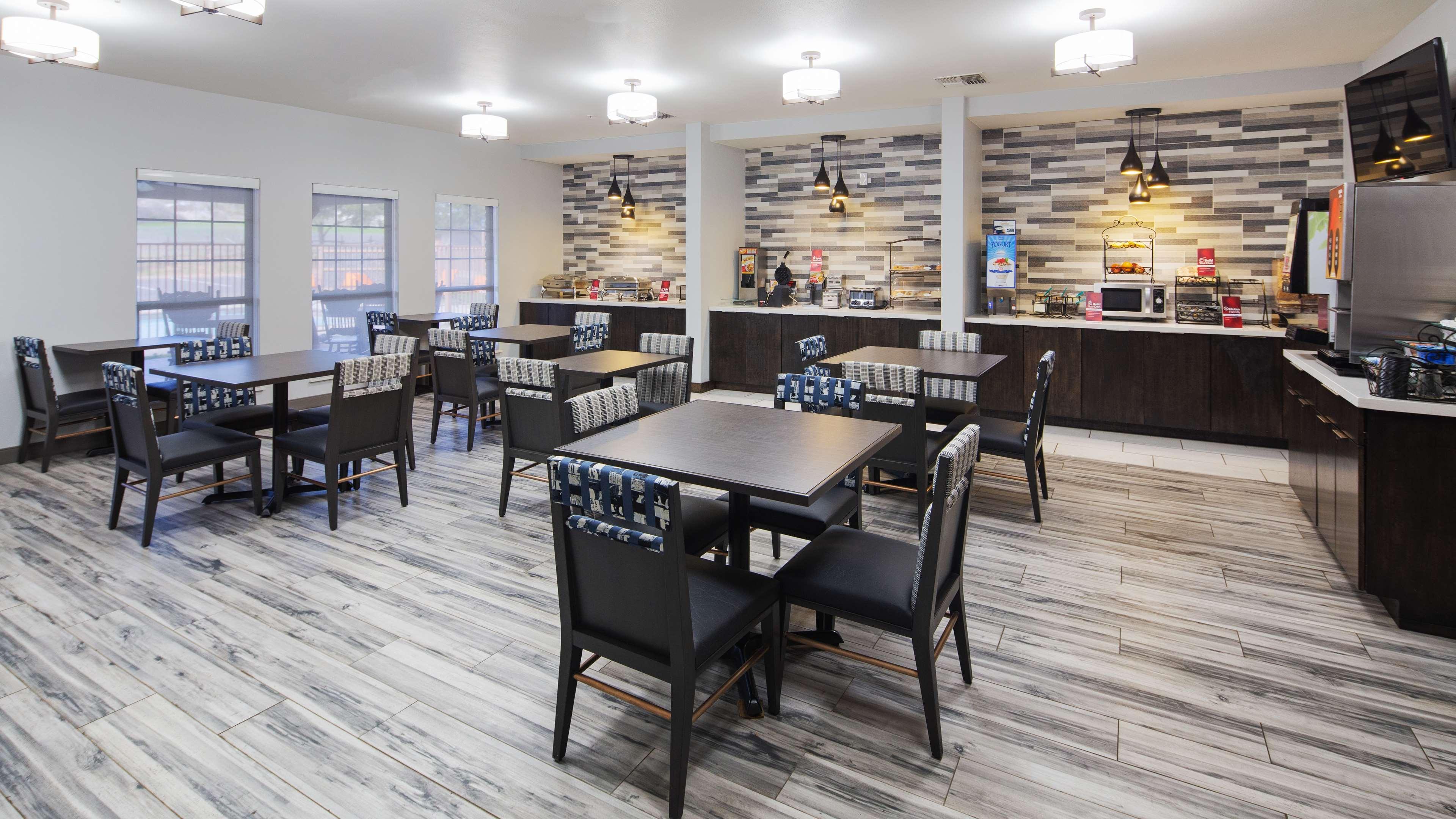 Best Western Plus Fredericksburg Bagian luar foto