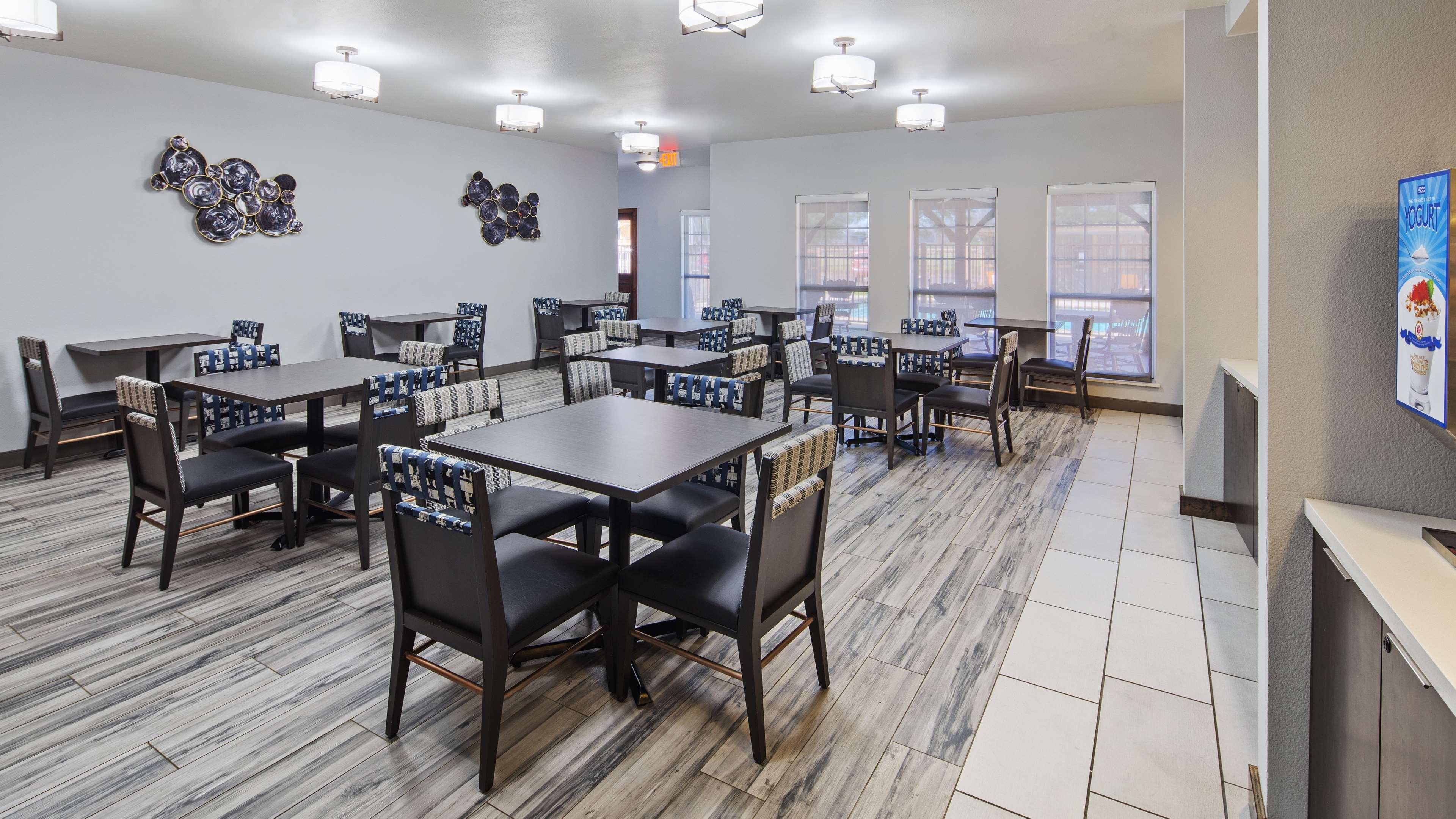 Best Western Plus Fredericksburg Bagian luar foto