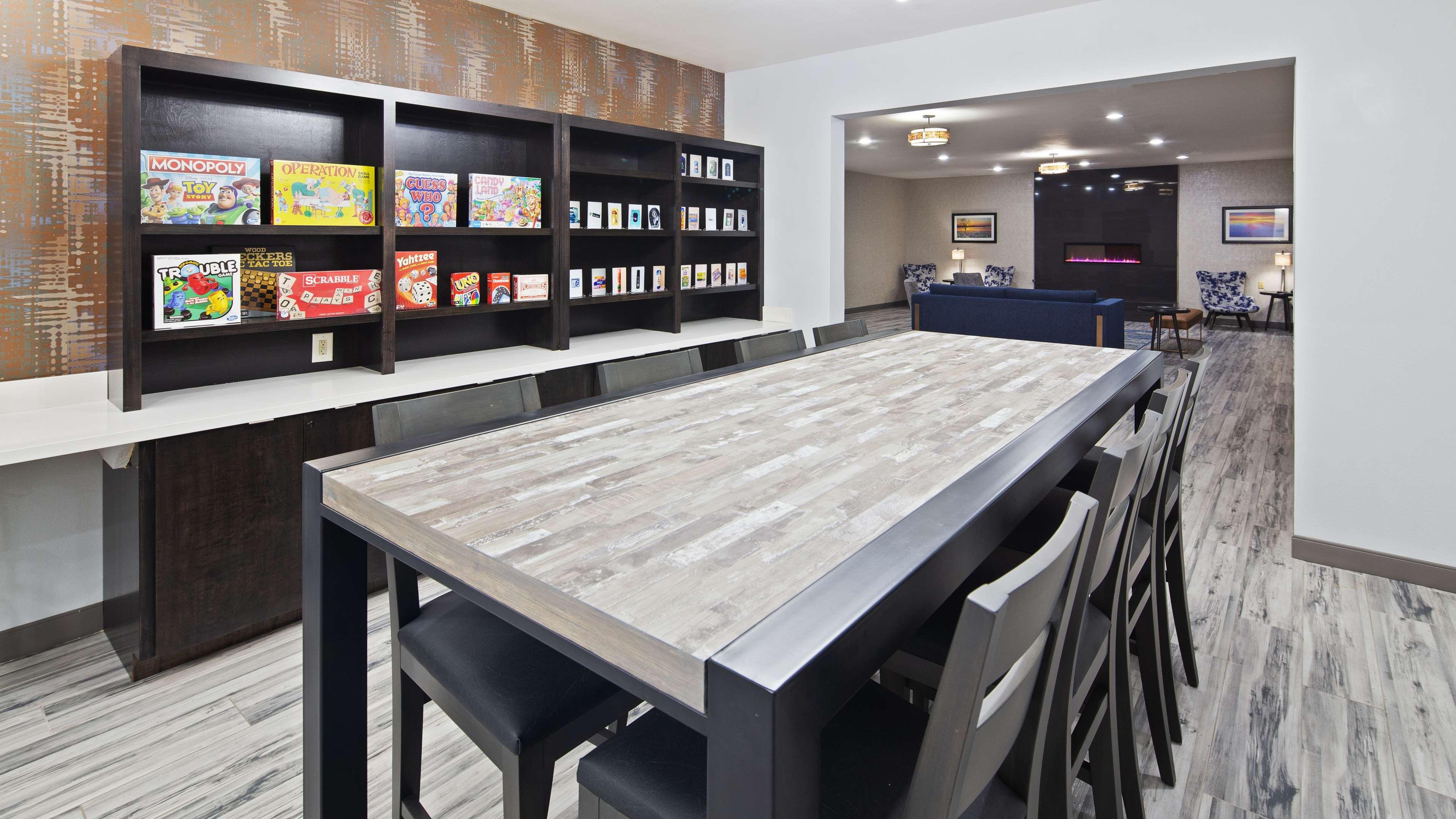 Best Western Plus Fredericksburg Bagian luar foto